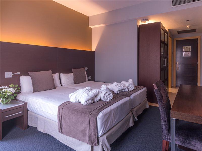 Hotel Madanis L'Hospitalet de Llobregat